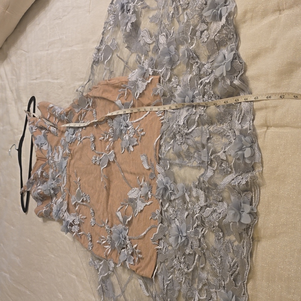Dress the Population Silver Floral Backless Dress - Picture 10 of 16